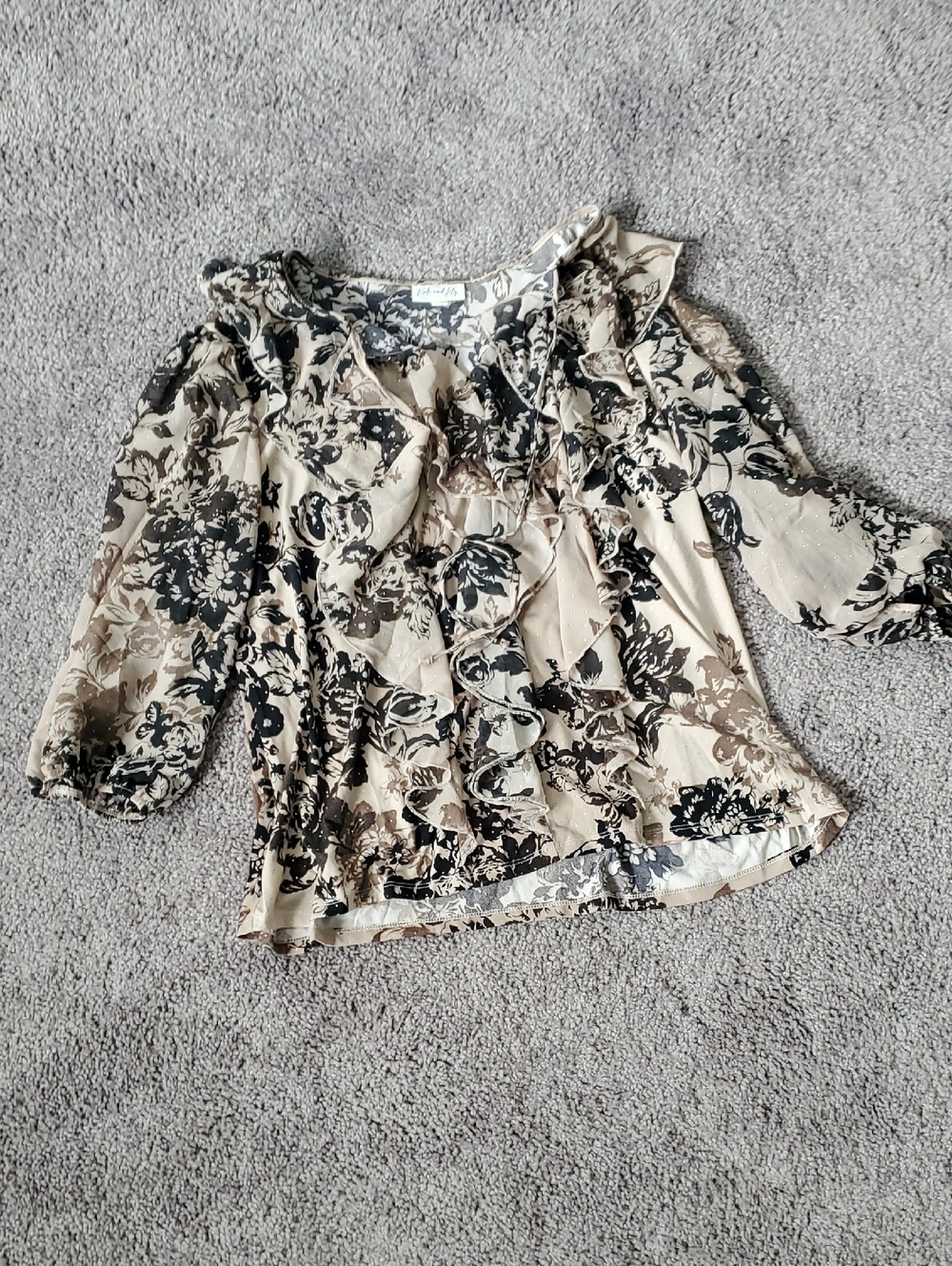 Ruffled Floral Blouse in Beige and Black